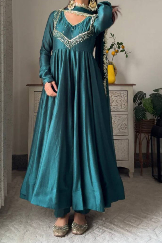 Party Wear Anarkali Suit With Four Side Lace Work Dupatta