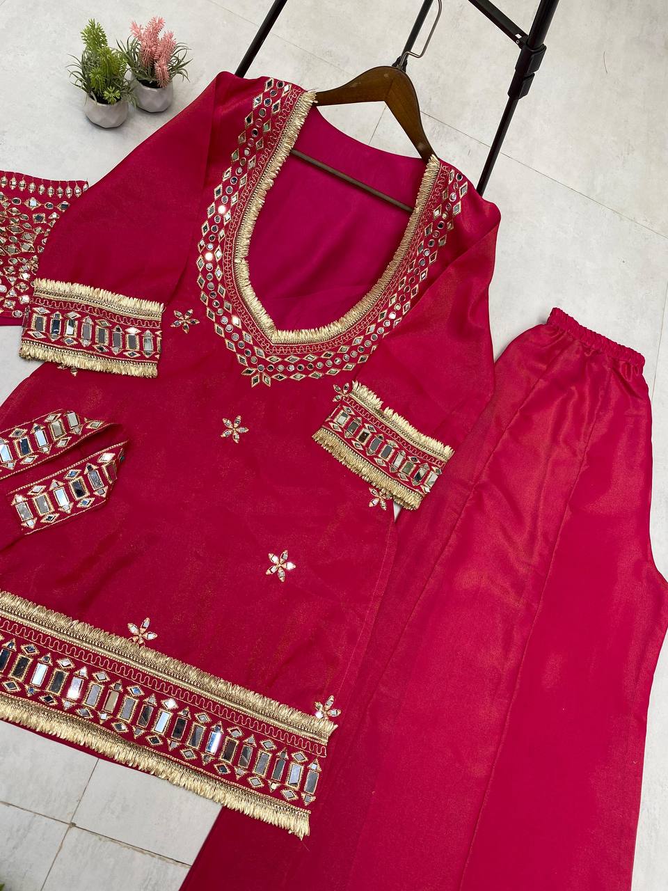 Indo Western 4 Pic Palazzo Set With Real Mirror & Embroidery Work