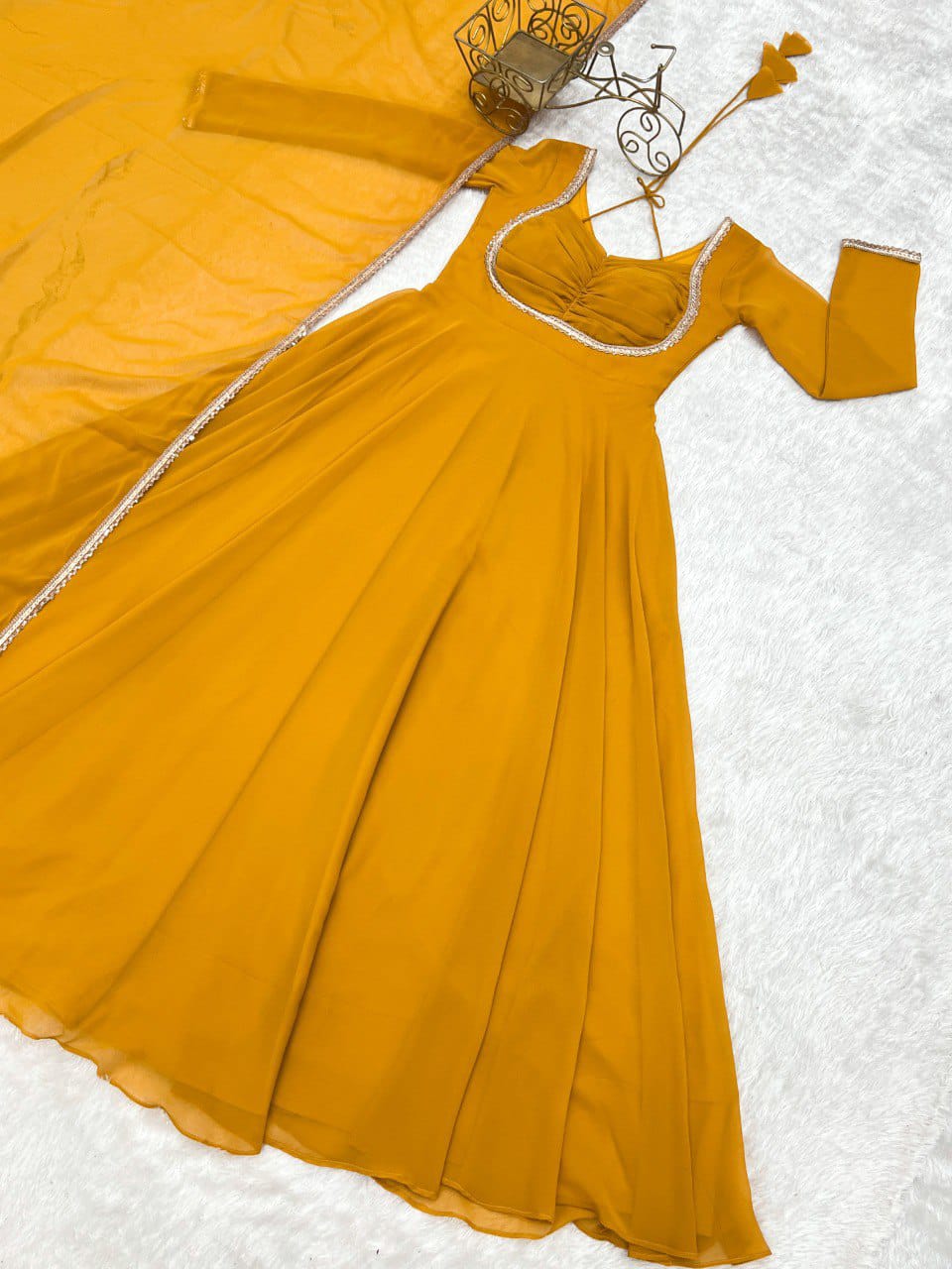 Presenting New Designer 7 Meter Huge Flare Anarkali Gown With Dupatta