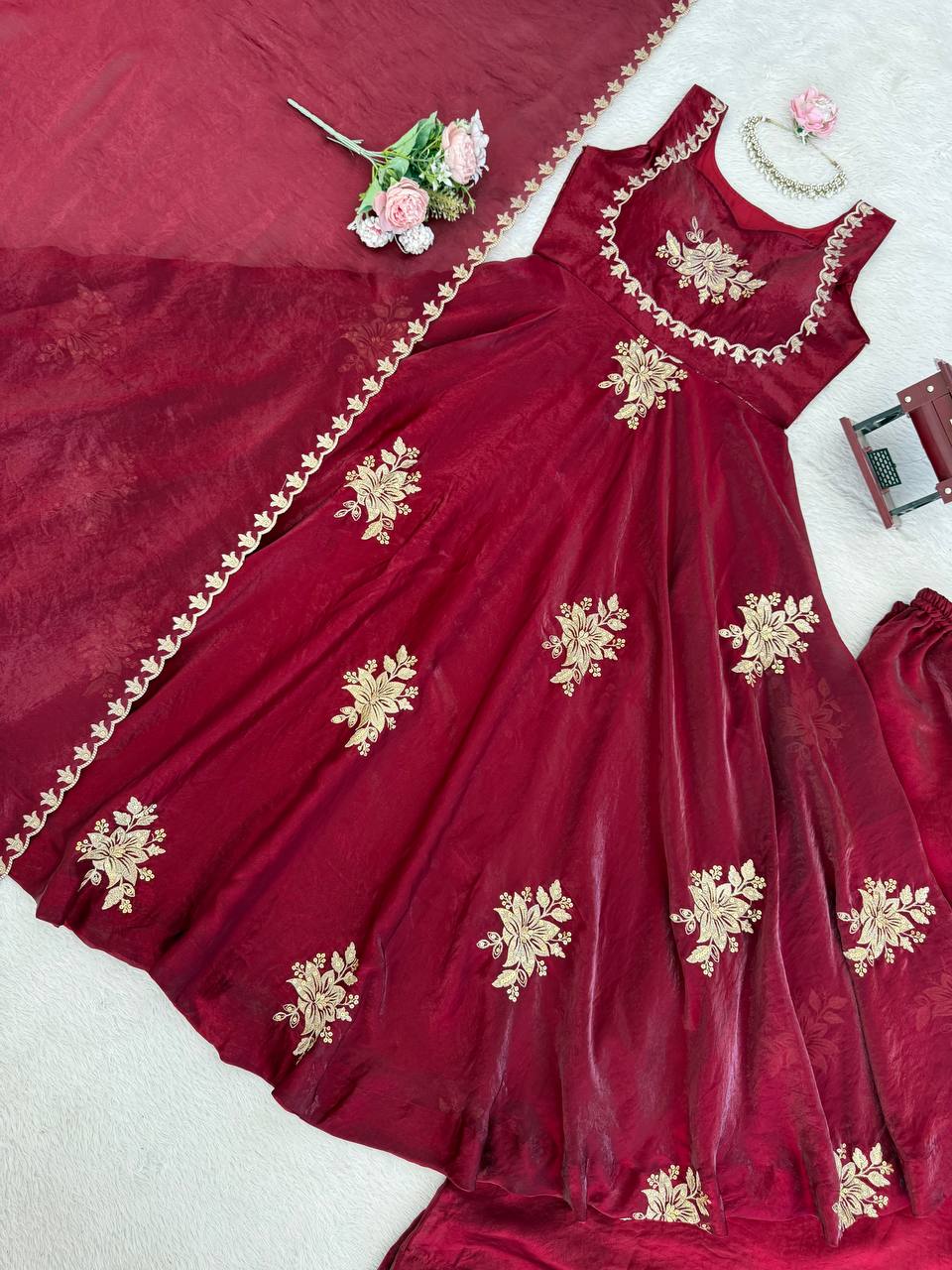 Wedding Wear Fendy Silk Thread With Sequnce Work Top Plazzo With Dupatta