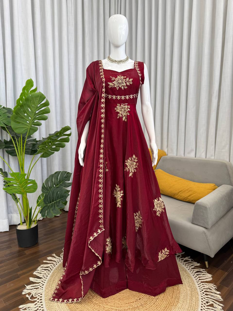 Wedding Wear Fendy Silk Thread With Sequnce Work Top Plazzo With Dupatta