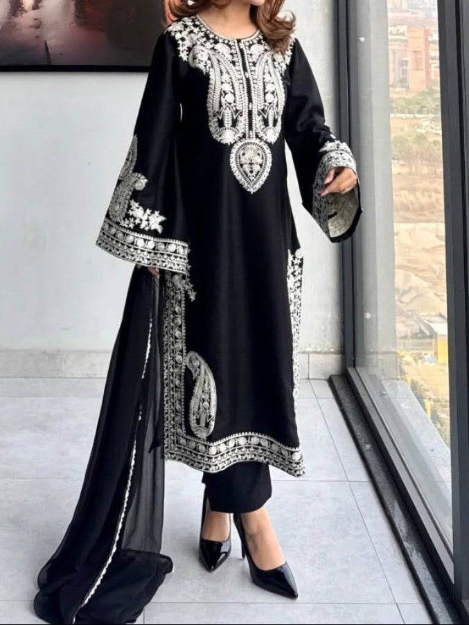 Fancy Pakistani Suit With Embroidery Work