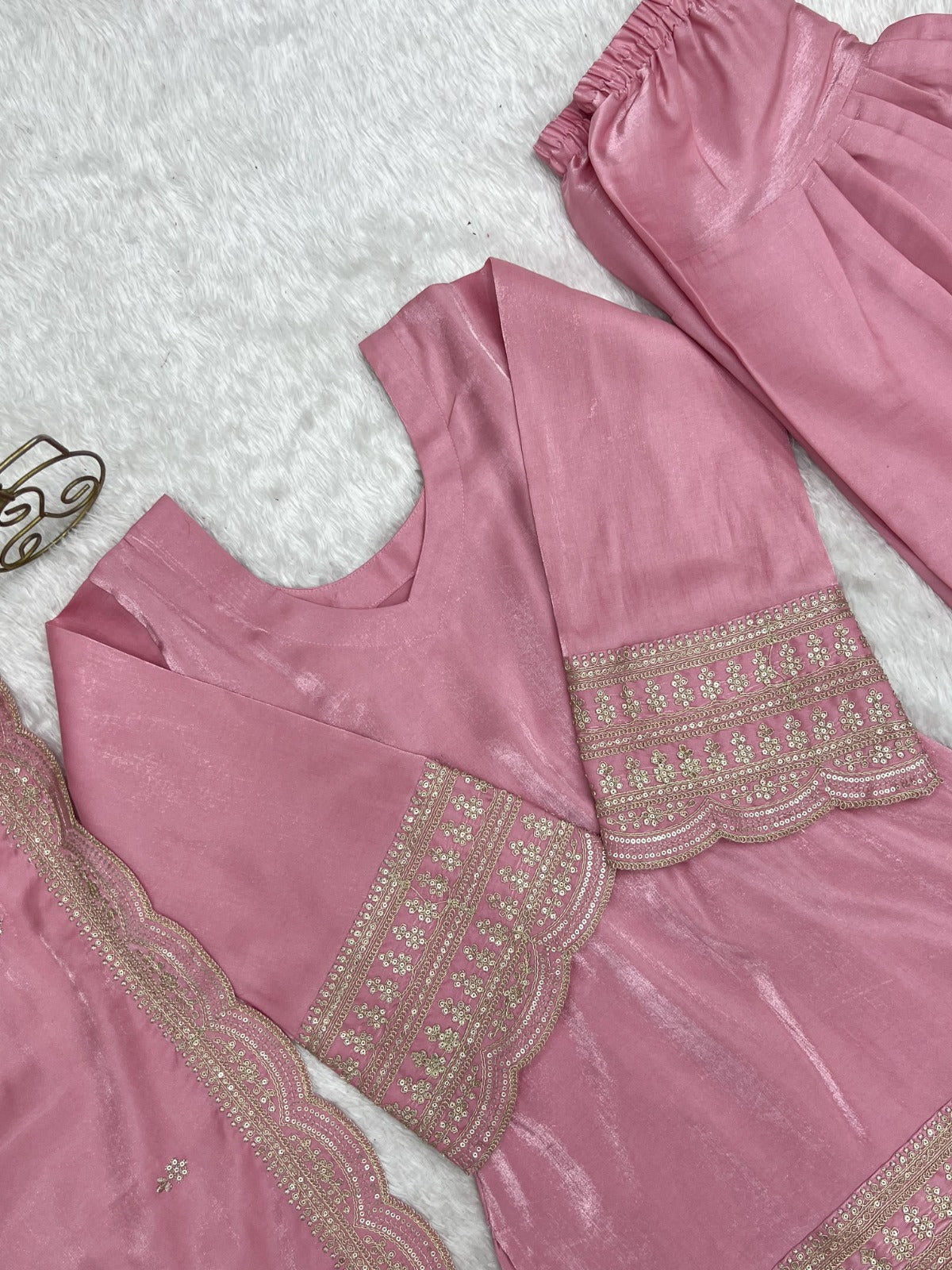 Elegant Farshi Salwar Suit With Beautiful Look & Embroidery Sequins Work