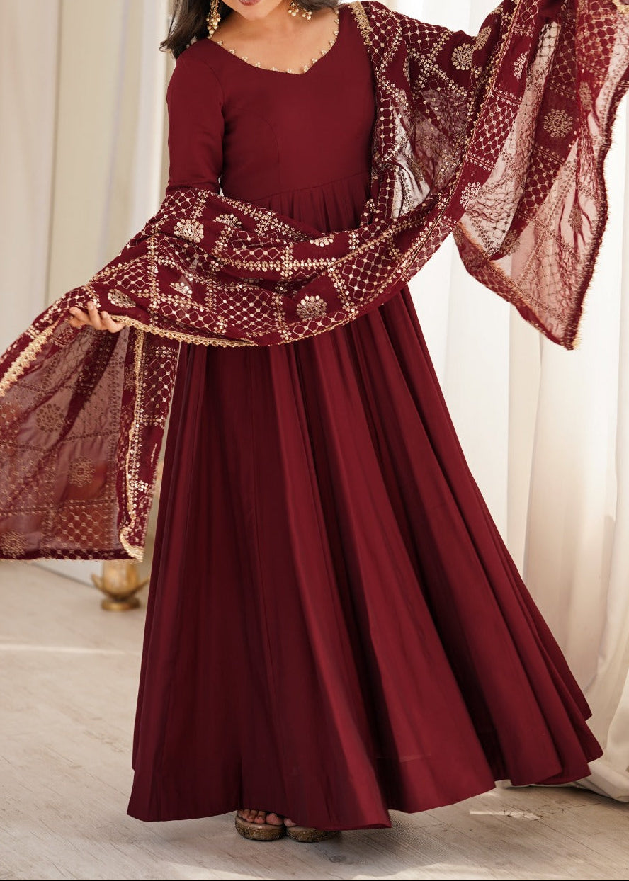 Roman Silk Chanderi Lace Work Anarkali Suit with jari work dupatta