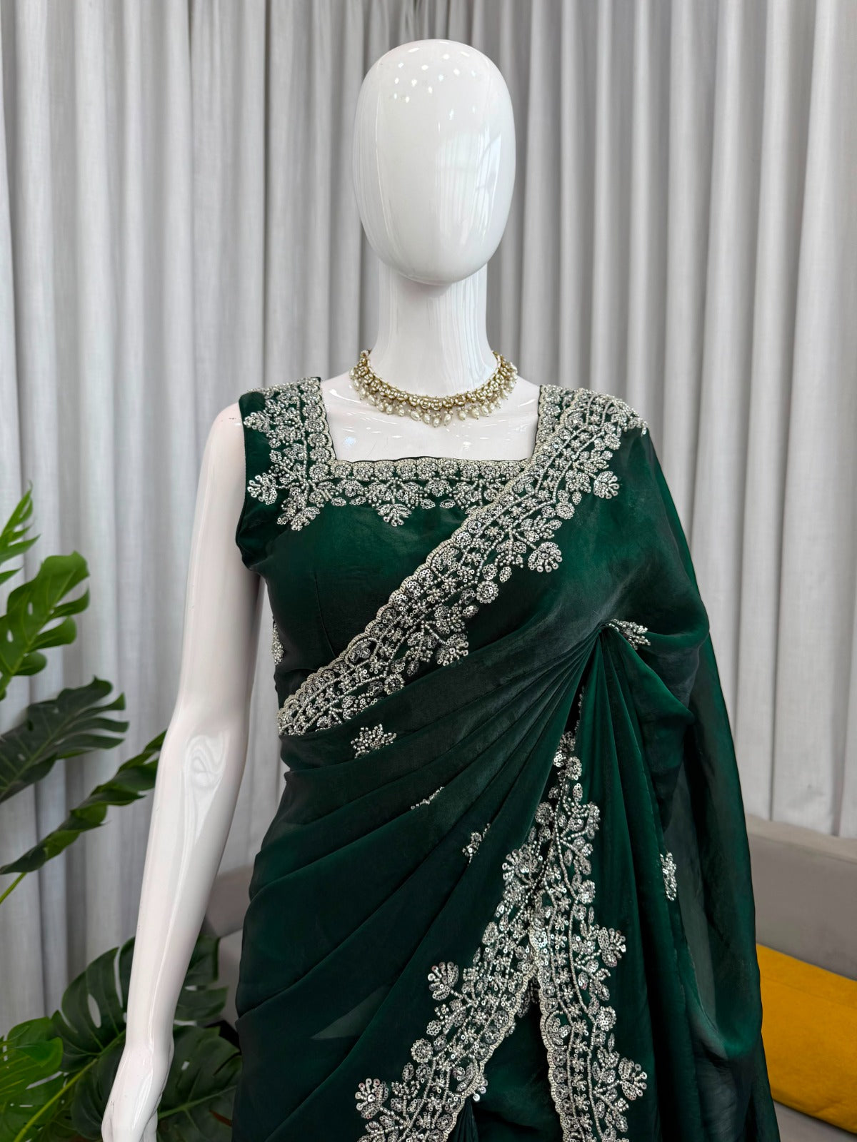Wedding Special Designer Saree With Front & Back Handwork Blouse