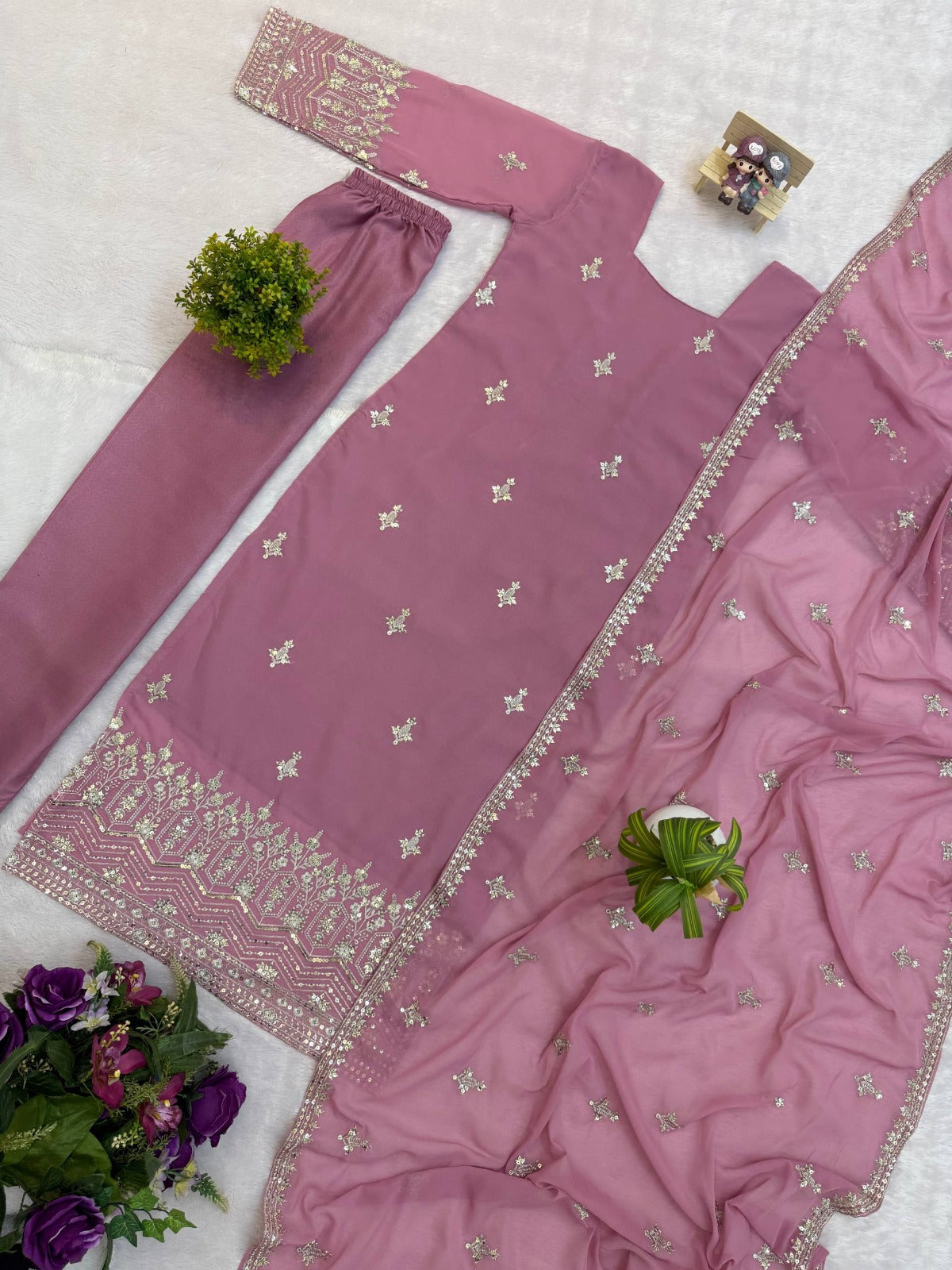 Prettiest Corset Back Kurta Set With Embroidery Work