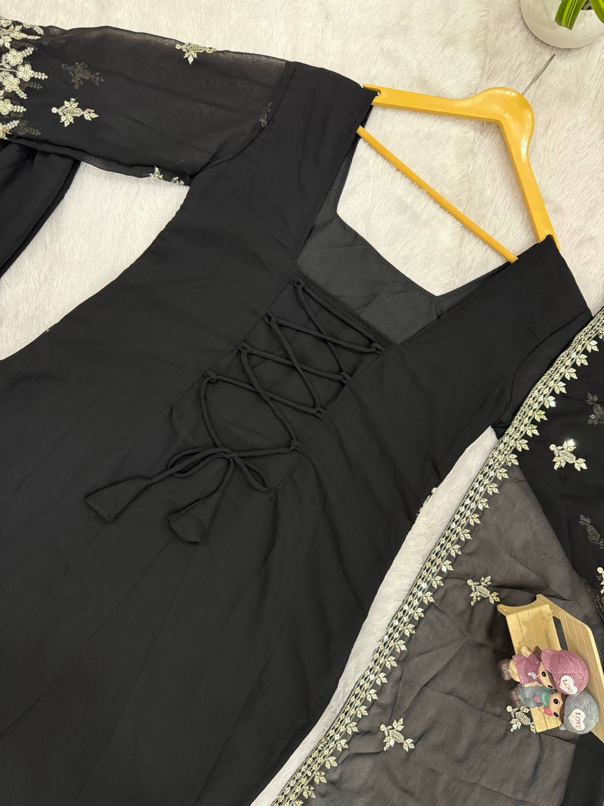 Prettiest Corset Back Kurta Set With Embroidery Work