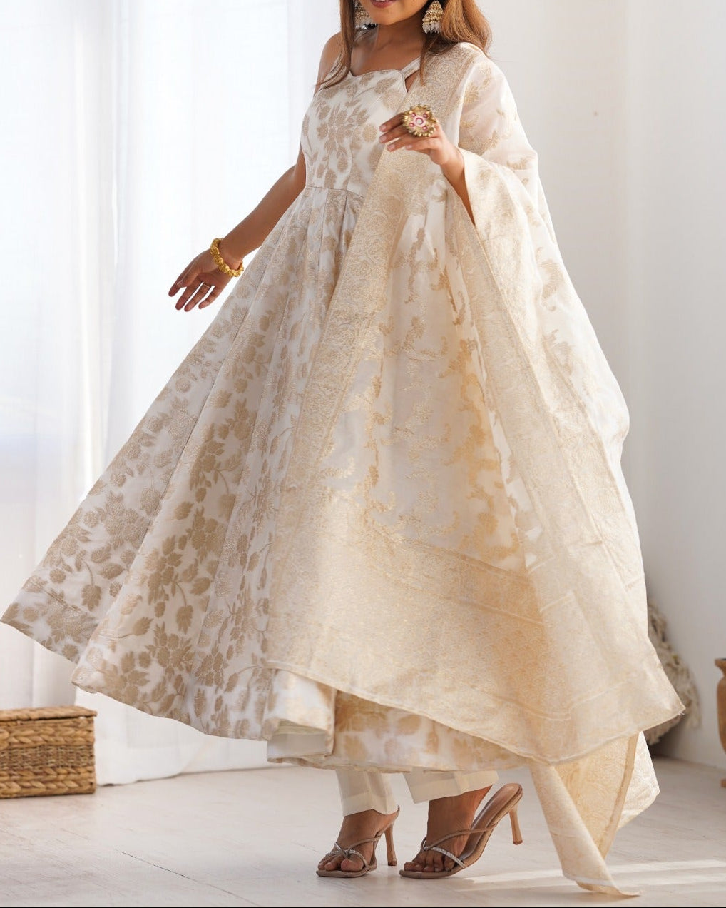 Designer classic banarasi jackquard dola silk fabric Anarkali suit set