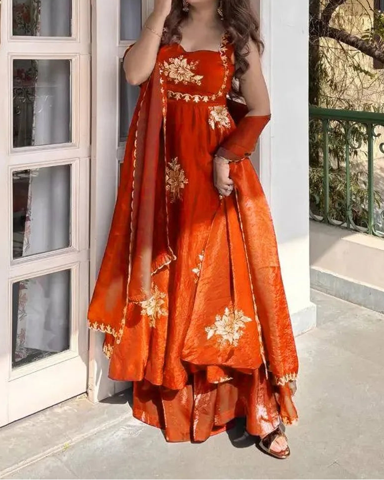 Wedding Wear Fendy Silk Thread With Sequnce Work Top Plazzo With Dupatta