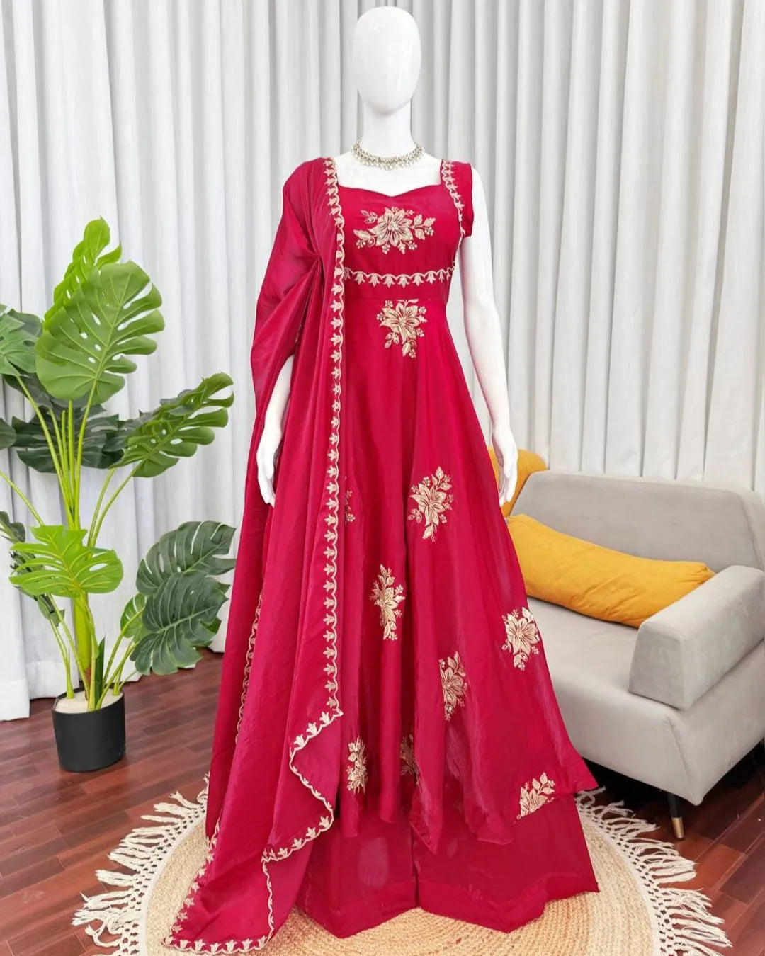 Wedding Wear Fendy Silk Thread With Sequnce Work Top Plazzo With Dupatta