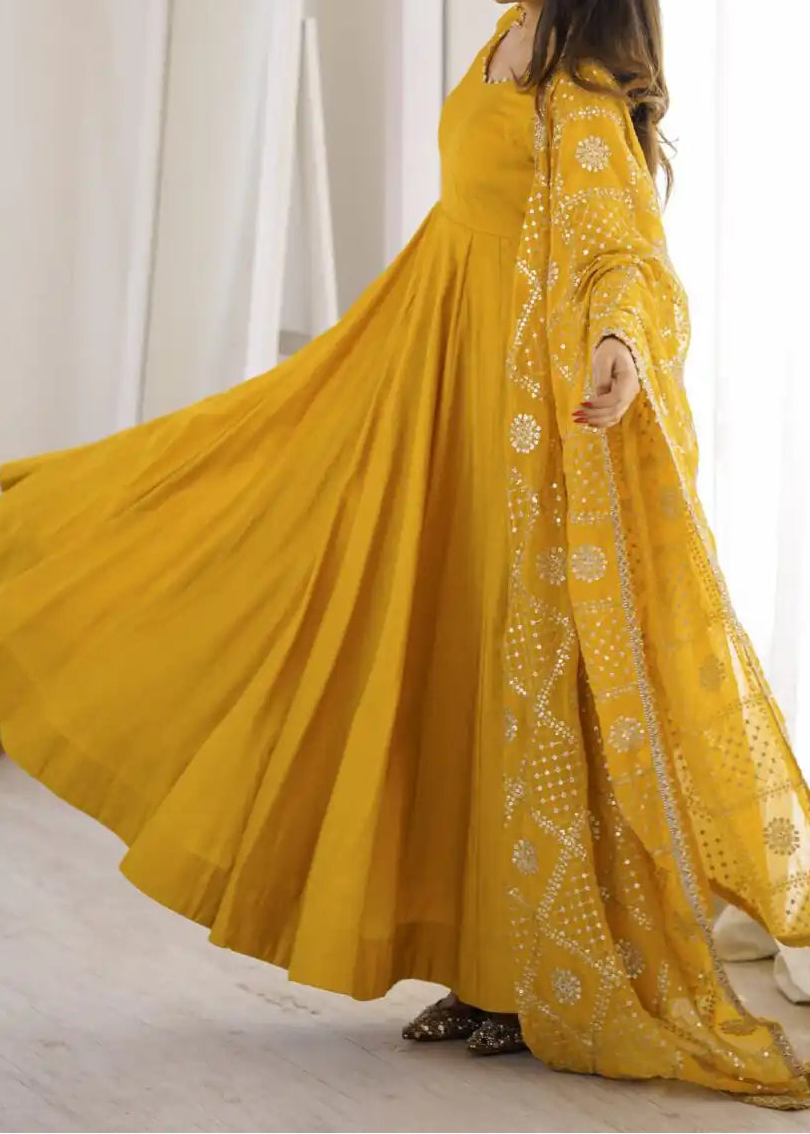 Roman Silk Chanderi Lace Work Anarkali Suit with jari work dupatta