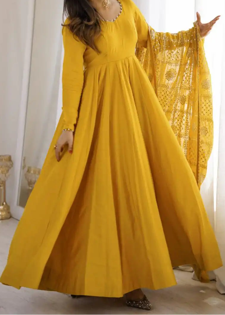 Roman Silk Chanderi Lace Work Anarkali Suit with jari work dupatta