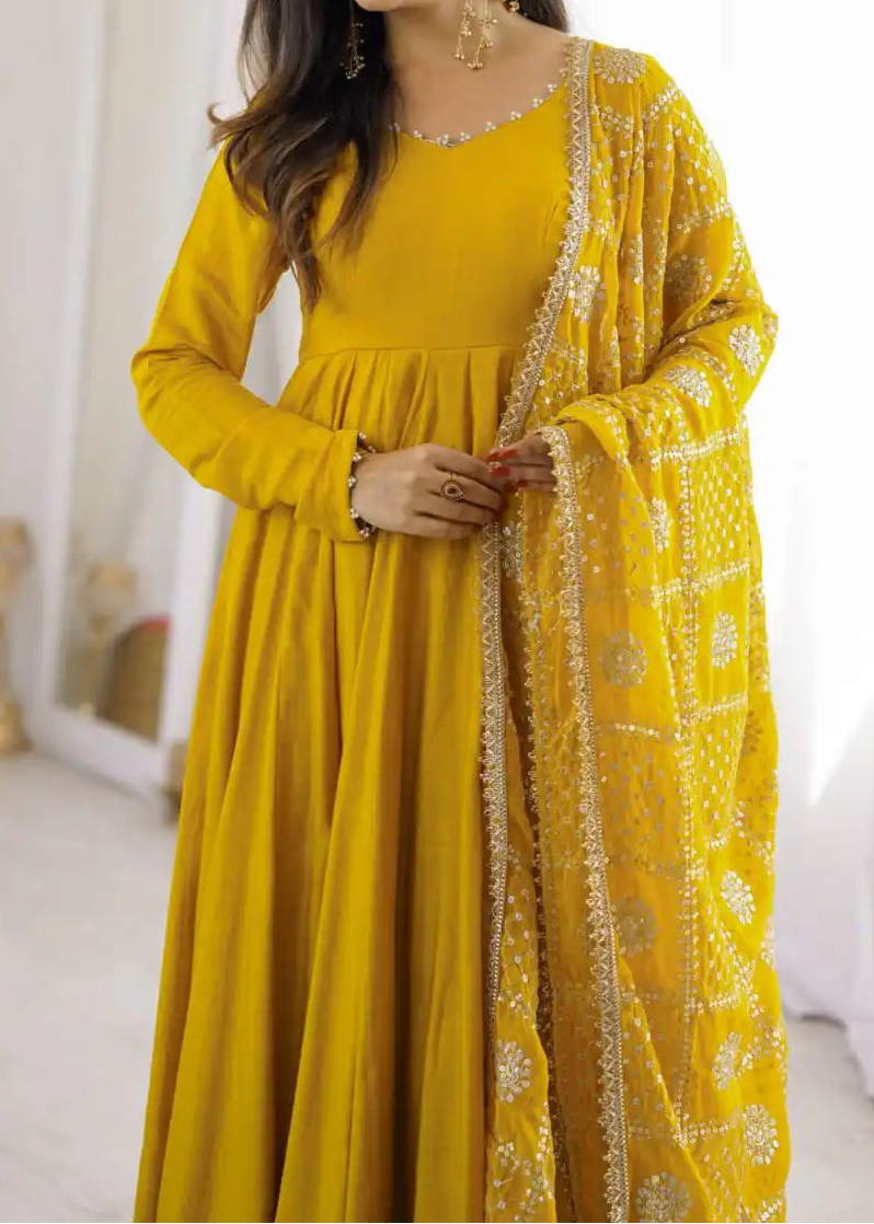 Roman Silk Chanderi Lace Work Anarkali Suit with jari work dupatta